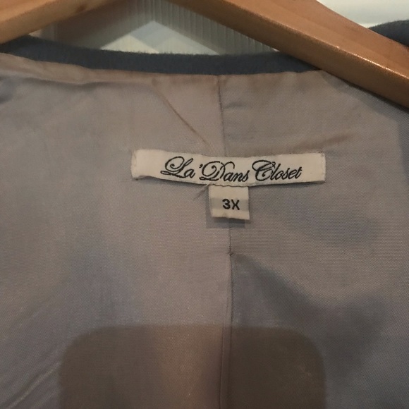 3/4 sleeve Blue wrap coat - Picture 3 of 5